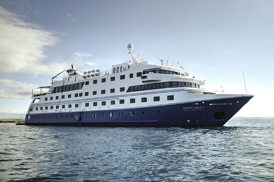 Santa Cruz II Yacht, Galapagos