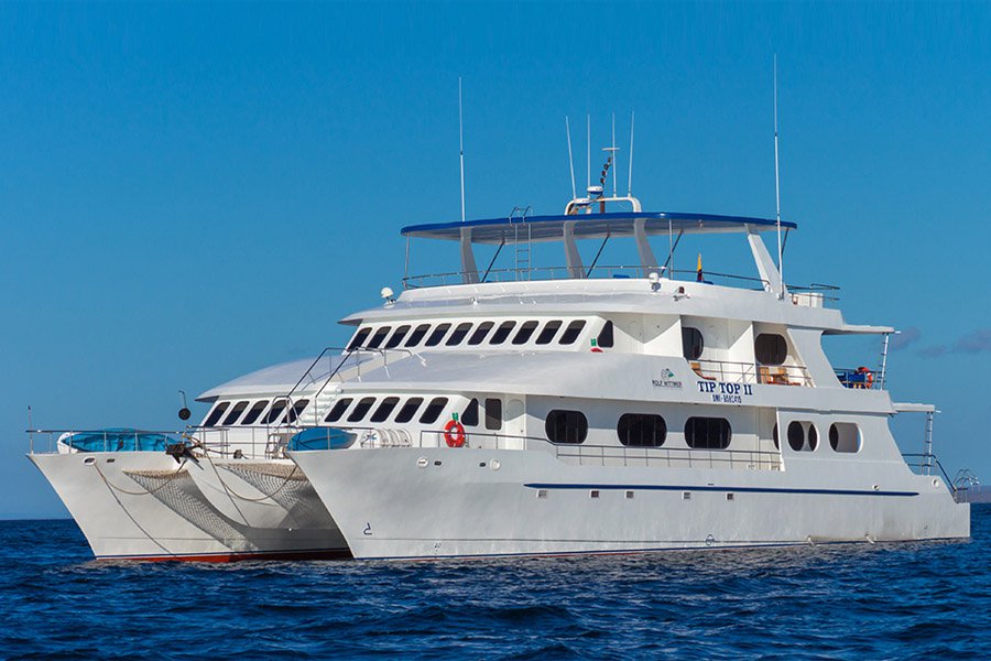 Tip Top II Yacht, Galapagos